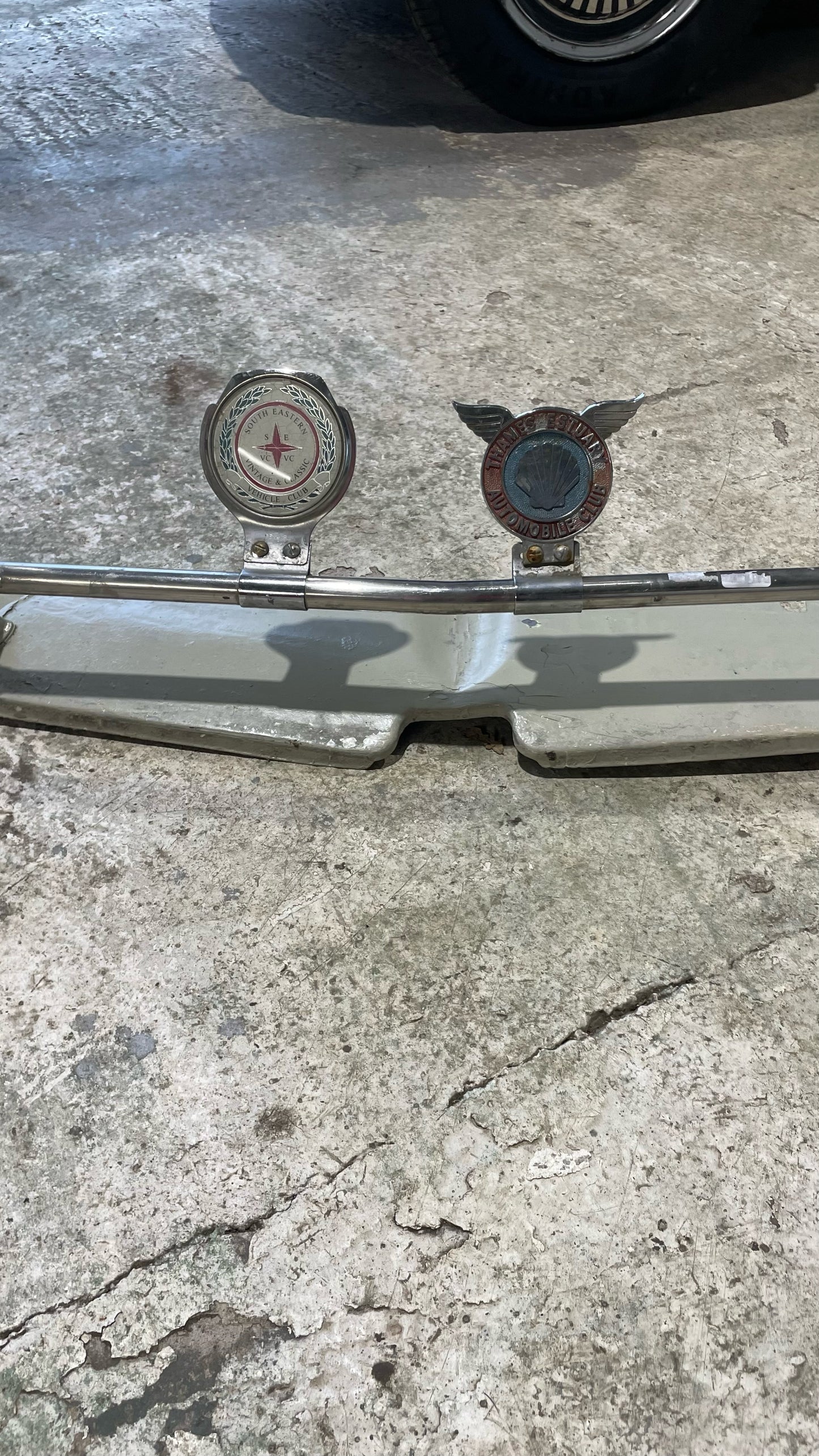 Rover P4 100 Front Badge Bar